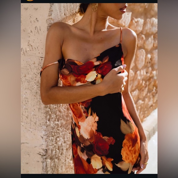 RESA Margot Dress - Picture 11 of 11